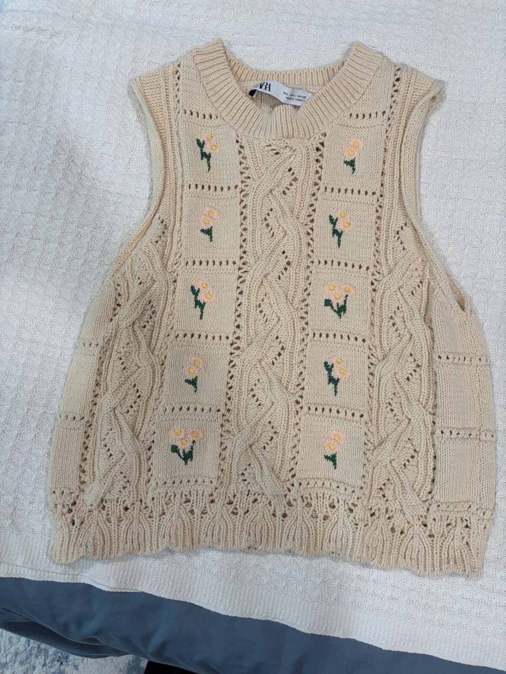 Zara Cream Cable Knit Sweater Vest
